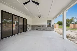 3134 W Tower, Santa Fe, TX 77517 - Photo 33