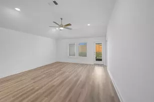 16960 Jim Sharp Dr, Montgomery, TX 77316 - Photo 33