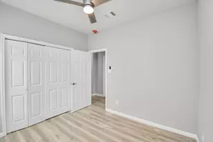 5941 Southlea St, Houston, TX 77033 - Photo 25