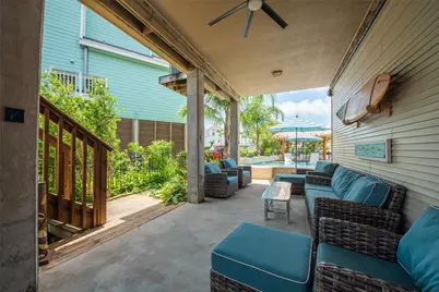 207 Easterly Drive, Tiki Island, TX 77554 - Photo 37