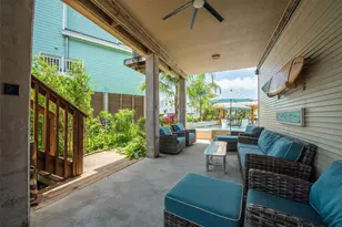 207 Easterly Dr, Tiki Island, TX 77554 - Photo 37