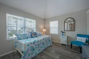 207 Easterly Dr, Tiki Island, TX 77554 - Photo 21
