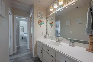 207 Easterly Dr, Tiki Island, TX 77554 - Photo 19