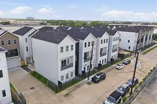 1942 Purswell Rd, Houston, TX 77055 - Photo 3