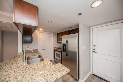 3525 Sage Road #1612, Houston, TX 77056 - Photo 13