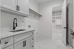 182 Rd 6615, Dayton, TX 77535 - Photo 29