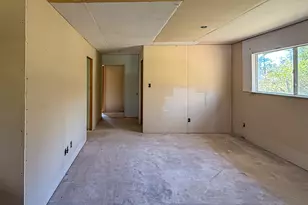 142 W Hickory Cv, Onalaska, TX 77360 - Photo 5