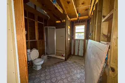 142 W Hickory Cove, Onalaska, TX 77360 - Photo 13