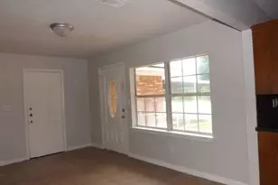 729 S 5th St, La Porte, TX 77571 - Photo 7