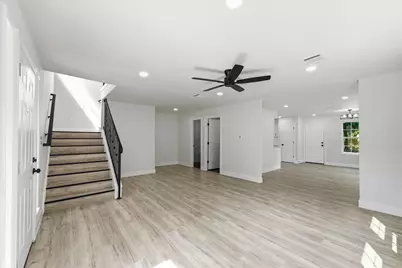 7421 Carothers Street, Houston, TX 77028 - Photo 3