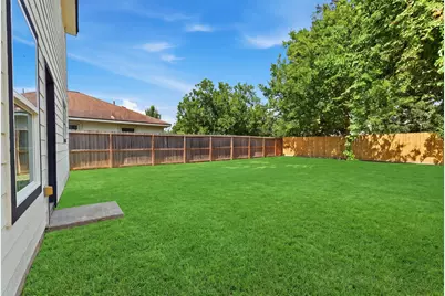 7421 Carothers Street, Houston, TX 77028 - Photo 15