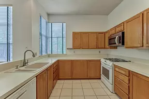 30 Shallow Pond Pl, The Woodlands, TX 77381 - Photo 7