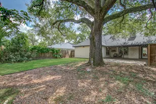 18006 Bambridge Dr, Houston, TX 77090 - Photo 41