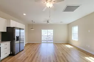 1903 Mary St, Houston, TX 77026 - Photo 9