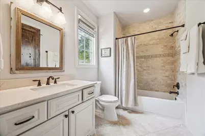 21 W Rivercrest Drive, Houston, TX 77042 - Photo 27