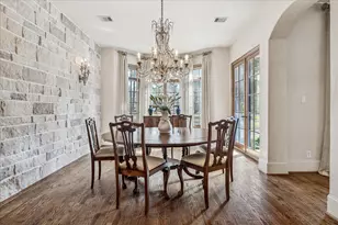 21 W Rivercrest Dr, Houston, TX 77042 - Photo 9