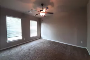 9733 Grosbeak Ln, Magnolia, TX 77354 - Photo 15