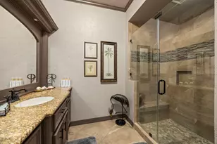 323 Tiki Dr, Tiki Island, TX 77554 - Photo 19