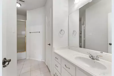 82 S Warbler Bend Circle, The Woodlands, TX 77382 - Photo 9