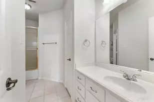 82 S Warbler Bend Cir, Spring, TX 77382 - Photo 9