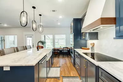 2 Greystone Court, Angleton, TX 77515 - Photo 17