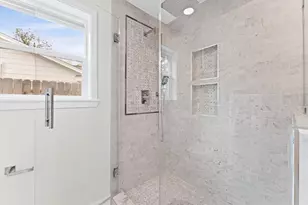 1918 Stebbins Dr, Houston, TX 77043 - Photo 7