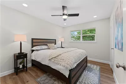 1918 Stebbins Drive, Houston, TX 77043 - Photo 17