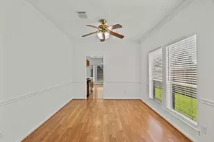 4406 Fountain Creek Ct, Pasadena, TX 77505 - Photo 9
