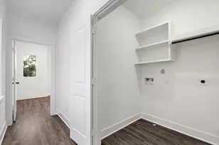 227 S Broadway St, La Porte, TX 77571 - Photo 15