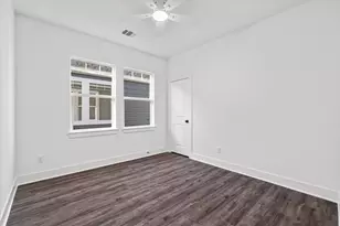 227 S Broadway St, La Porte, TX 77571 - Photo 15