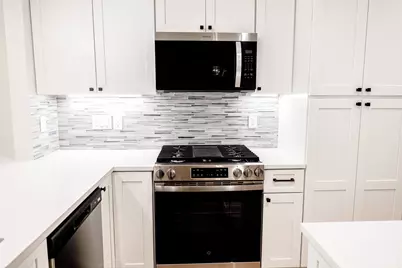 3505 Ursuline Street, Galveston, TX 77550 - Photo 7