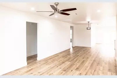 3505 Ursuline Street, Galveston, TX 77550 - Photo 13