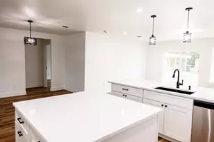 3505 Ursuline St, Galveston, TX 77550 - Photo 5