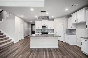 10218 Shore Acres Ln, Conroe, TX 77384 - Photo 9