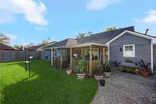 918 Hollow Tree St, La Porte, TX 77571 - Photo 27