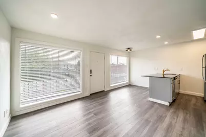 1309 Blair Street #2, Houston, TX 77008 - Photo 5