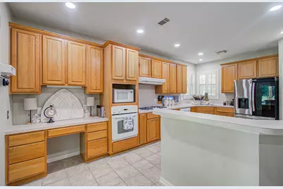 5423 Country Court, Magnolia, TX 77354 - Photo 13