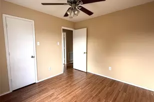 9023 Kalewood Dr, Houston, TX 77099 - Photo 9