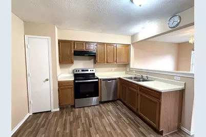 9023 Kalewood Drive, Houston, TX 77099 - Photo 5