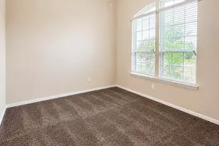 9518 Franklin Dr, Mont Belvieu, TX 77523 - Photo 31