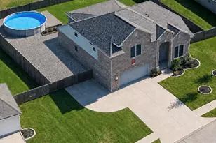 9518 Franklin Dr, Mont Belvieu, TX 77523 - Photo 3