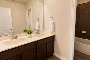 9518 Franklin Dr, Mont Belvieu, TX 77523 - Photo 27