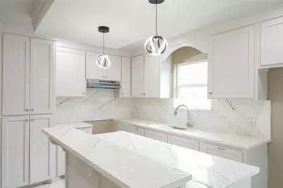 7828 Keller Street, Houston, TX 77012 - Photo 11