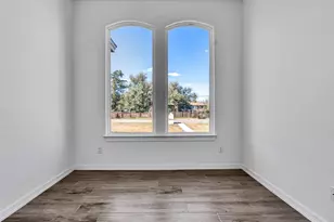 2832 Golden Ave Ave, Bay City, TX 77414 - Photo 5