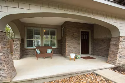 110 S Longsford Circle, The Woodlands, TX 77382 - Photo 3