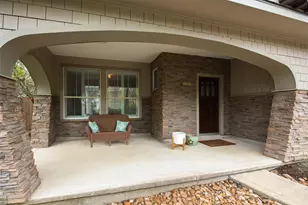 110 S Longsford Cir, The Woodlands, TX 77382 - Photo 3