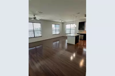 2700 Brazos Street #4415, Houston, TX 77006 - Photo 5