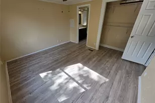 8 Park Ln, Huntsville, TX 77320 - Photo 11
