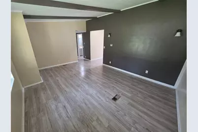 8 Park Lane, Huntsville, TX 77320 - Photo 3