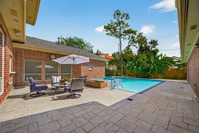 5411 Pine Street, Bellaire, TX 77401 - Photo 41